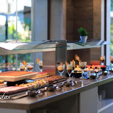 Apartmanhotel Cascadas Family Napospart