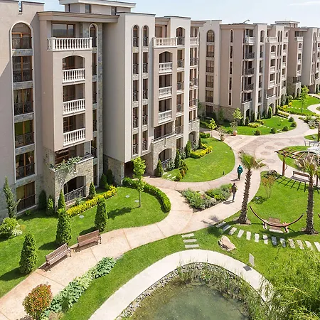 Cascadas Family Aparthotel