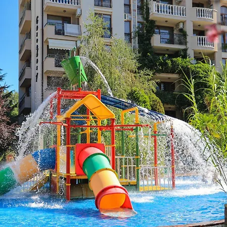 מלון דירות Cascadas Family 4*