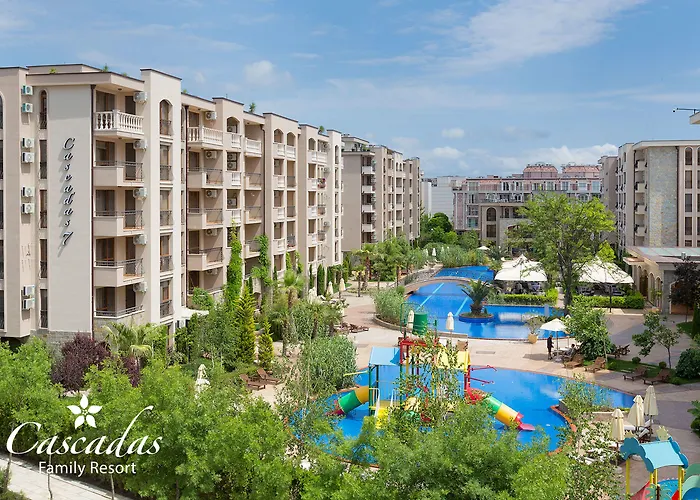 Apartmanhotel Cascadas Family 4*