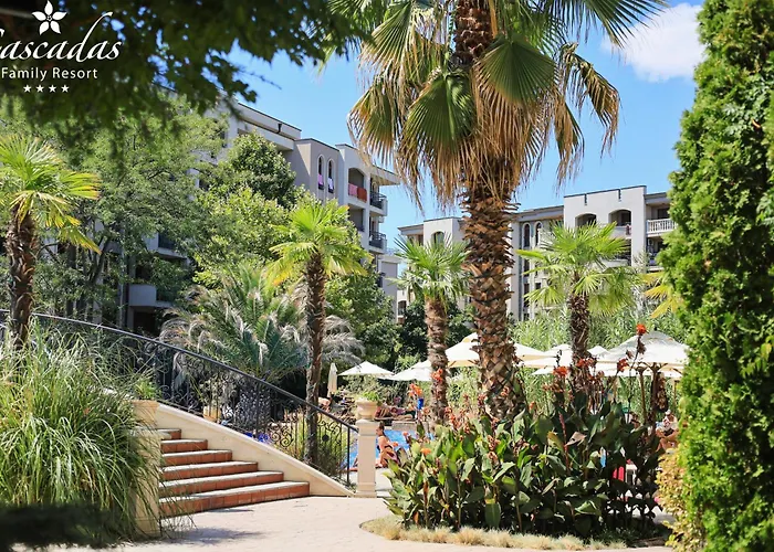 Cascadas Family סאני ביץ'