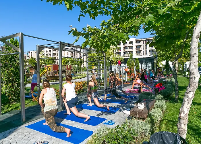 Cascadas Family Resort Aparthotel 4*