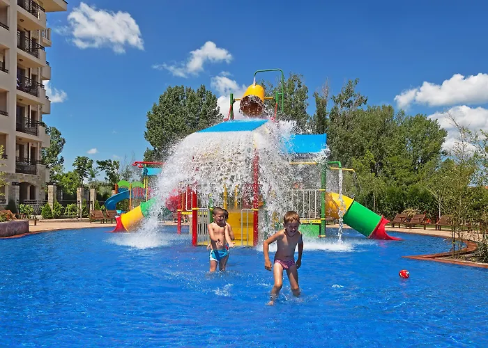 Cascadas Family Resort Aparthotel