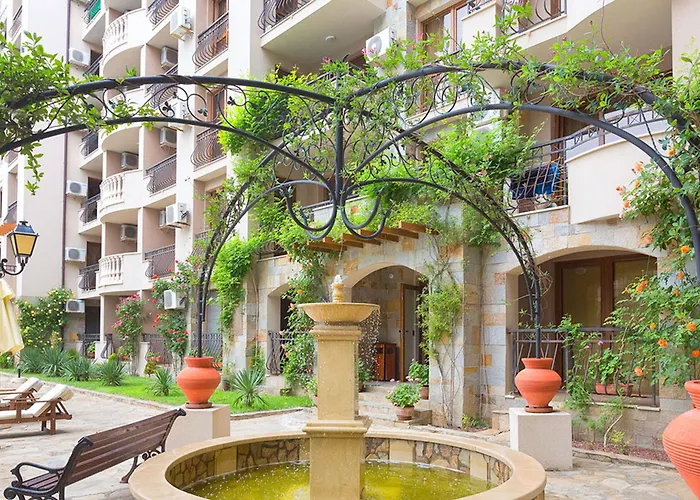 Cascadas Family Resort Aparthotel